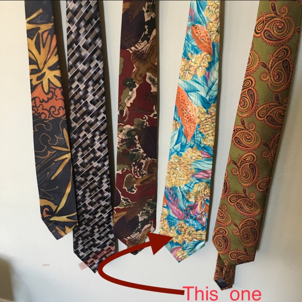 Charleston Tie Rack - Picture 7 of 7